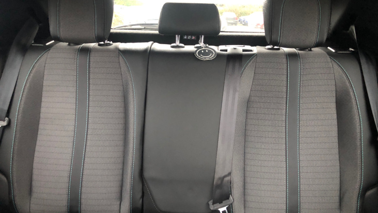 Peugeot 208 1.2 PureTech 100 Allure 5dr EAT8 Petrol Hatchback